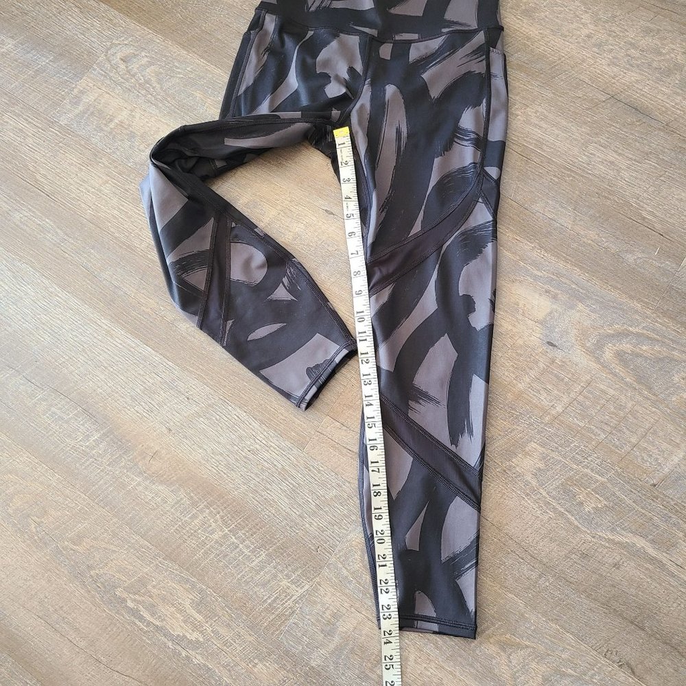 Athleta US Women's Size Small Tenacity 7/8 Tight Leggings Black Gray Athletic - Picture 9 of 11
